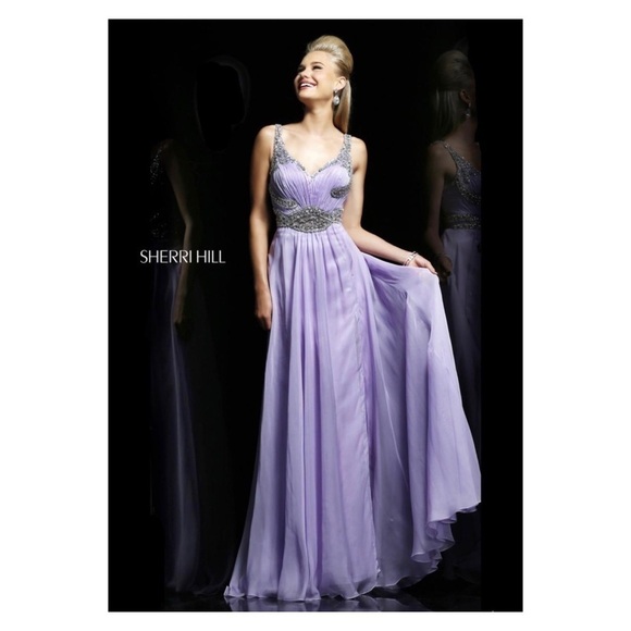 NWT SHERRI HILL 3896 Lavender Purple Rhinestone Embellished Maxi Gown Size 00 - Picture 2 of 9